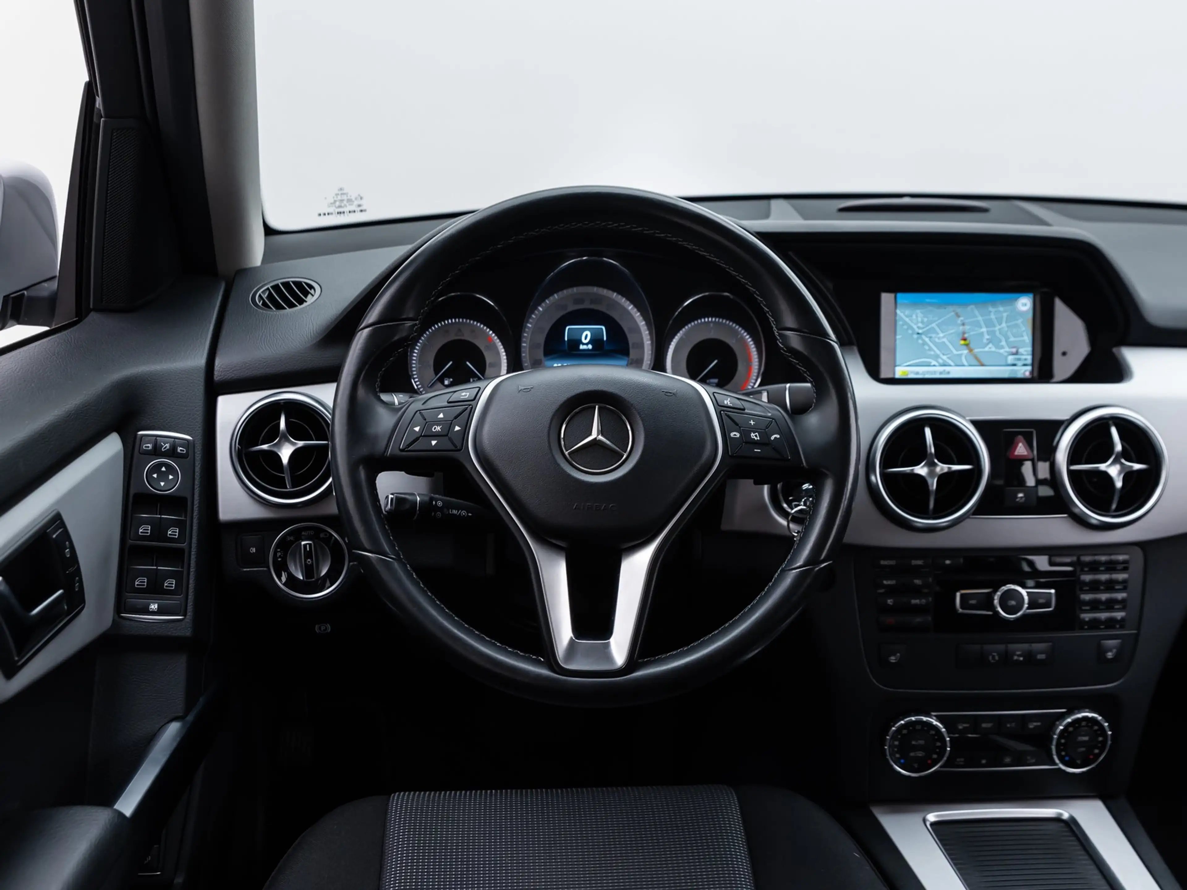 Mercedes-Benz GLK 220 CDI BlueEfficiency 4Matic /AHK/PDC/SHZ/TEMP — photo 9