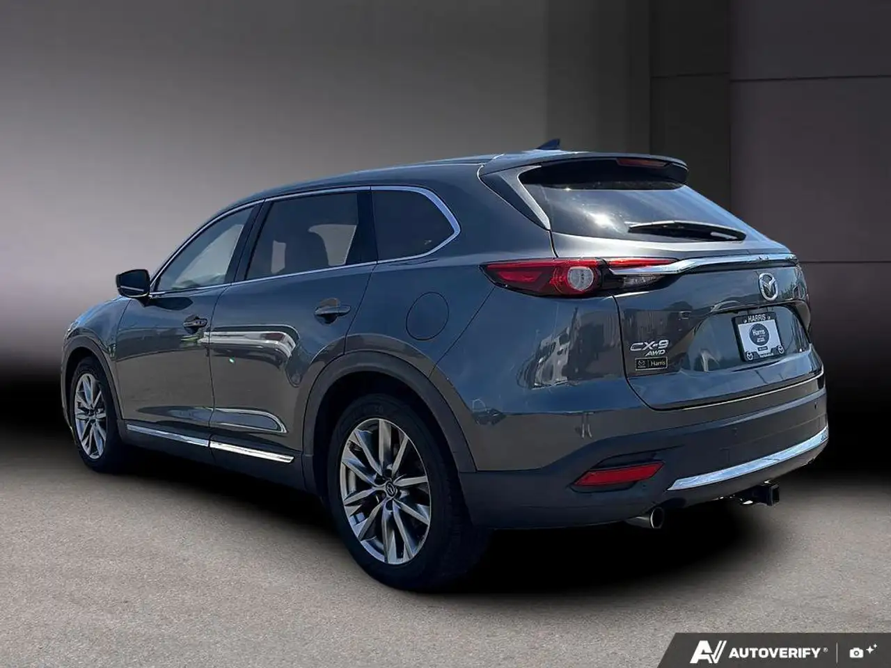 Mazda CX-9 снимка Mazda CX-9