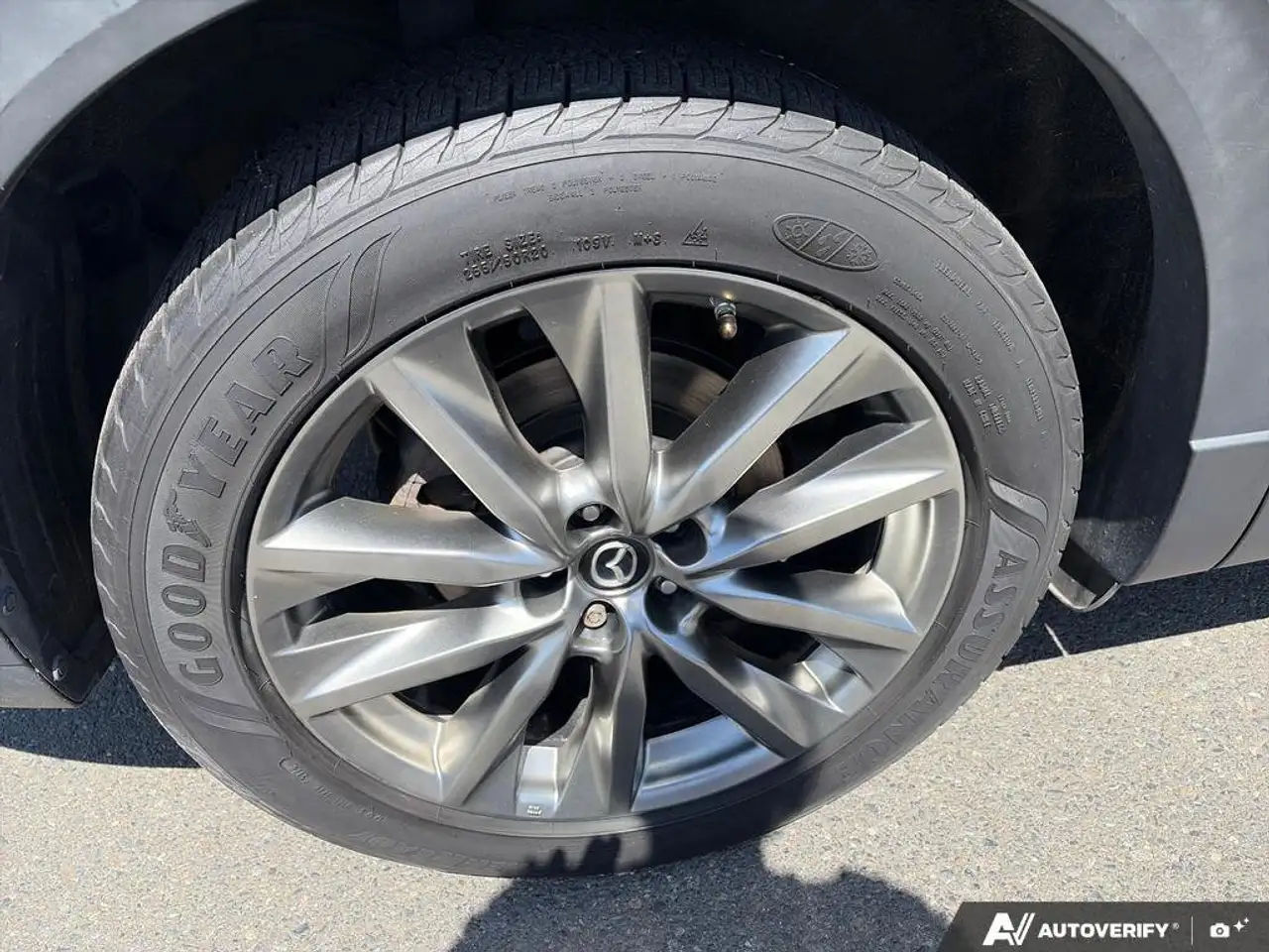 Mazda CX-9 снимка Mazda CX-9