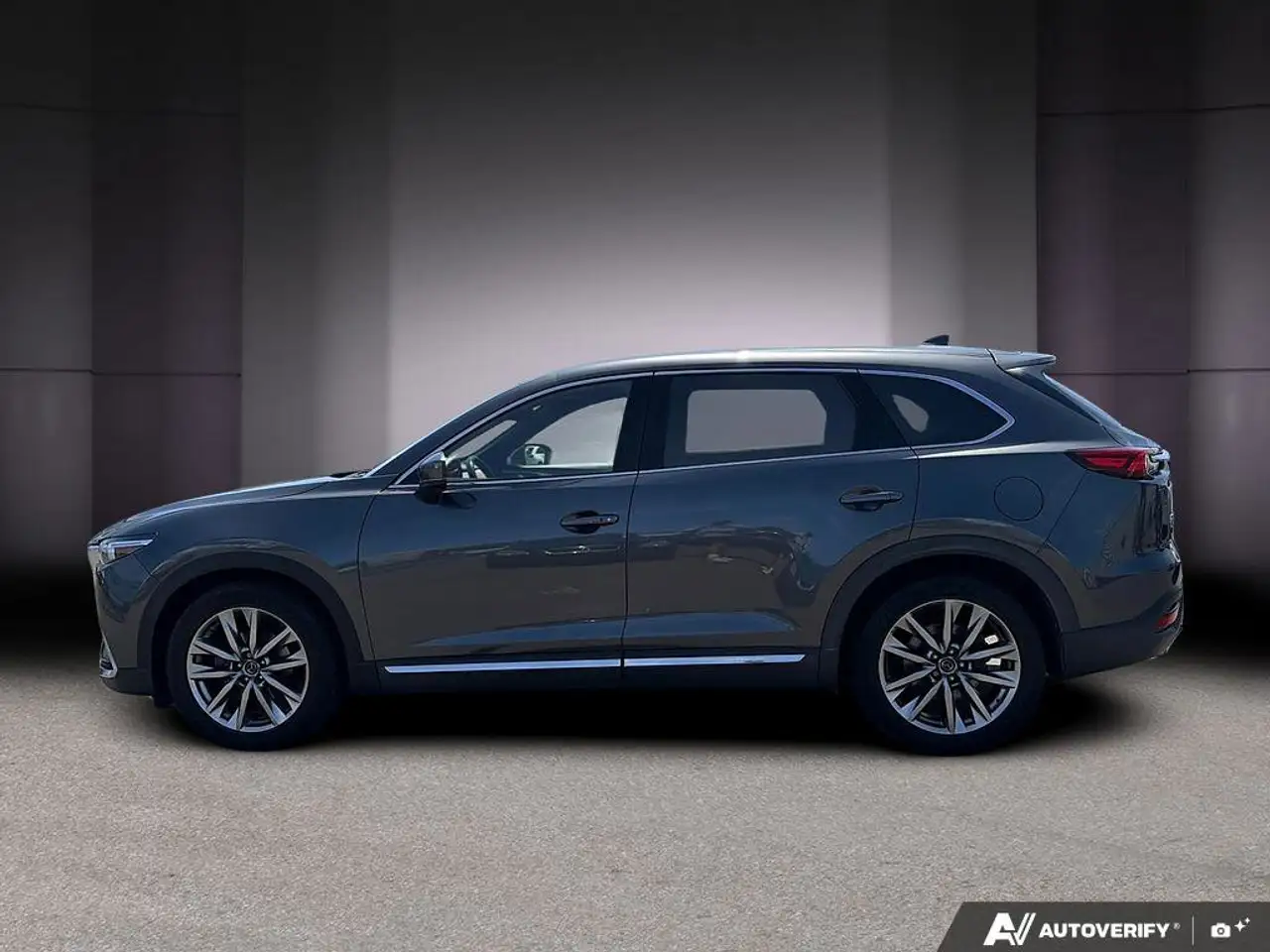 Mazda CX-9 снимка Mazda CX-9