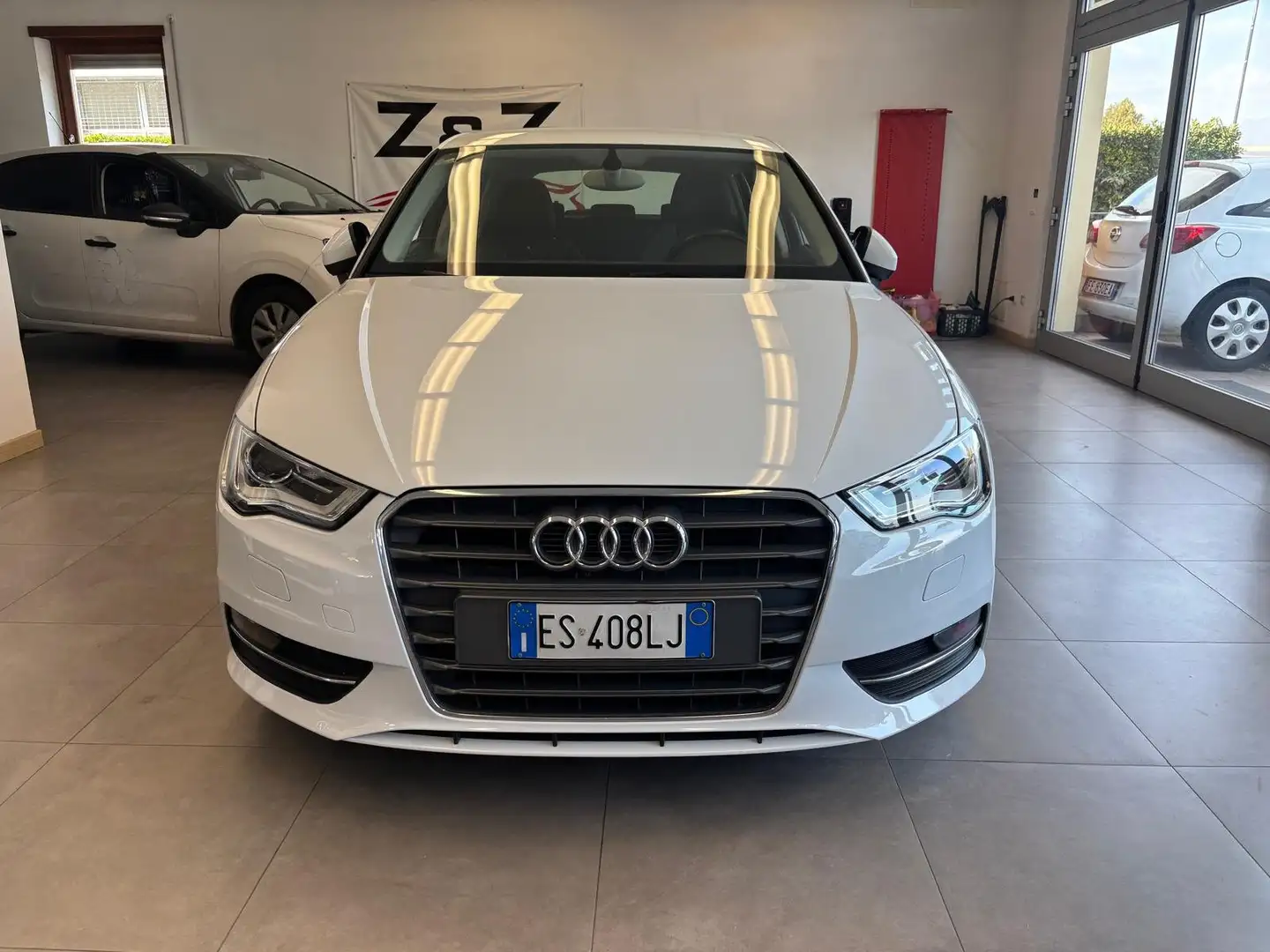 Audi A3 A3 III 2013 Sportback Sportback 1.6 tdi Ambiente Bianco - 2