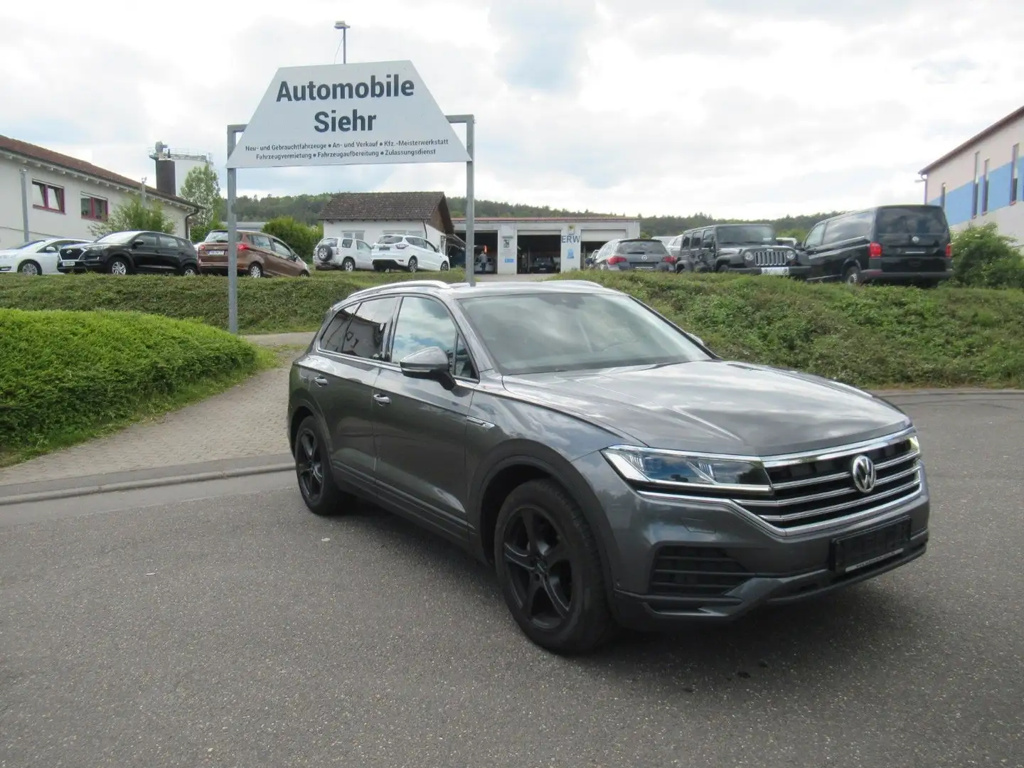 Volkswagen Touareg V6 3.0TDI 4Motion DSG Gris - 1