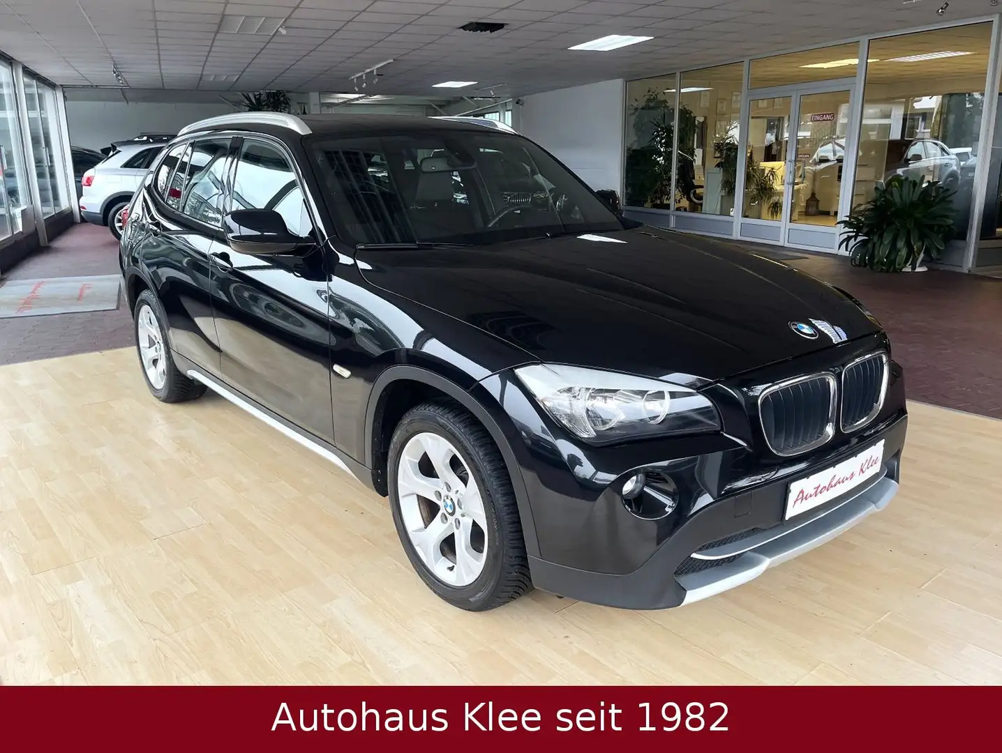 BMW X1 18d sDrive xLine Automatik *Navi*Pano*Tempo* Noir - 1