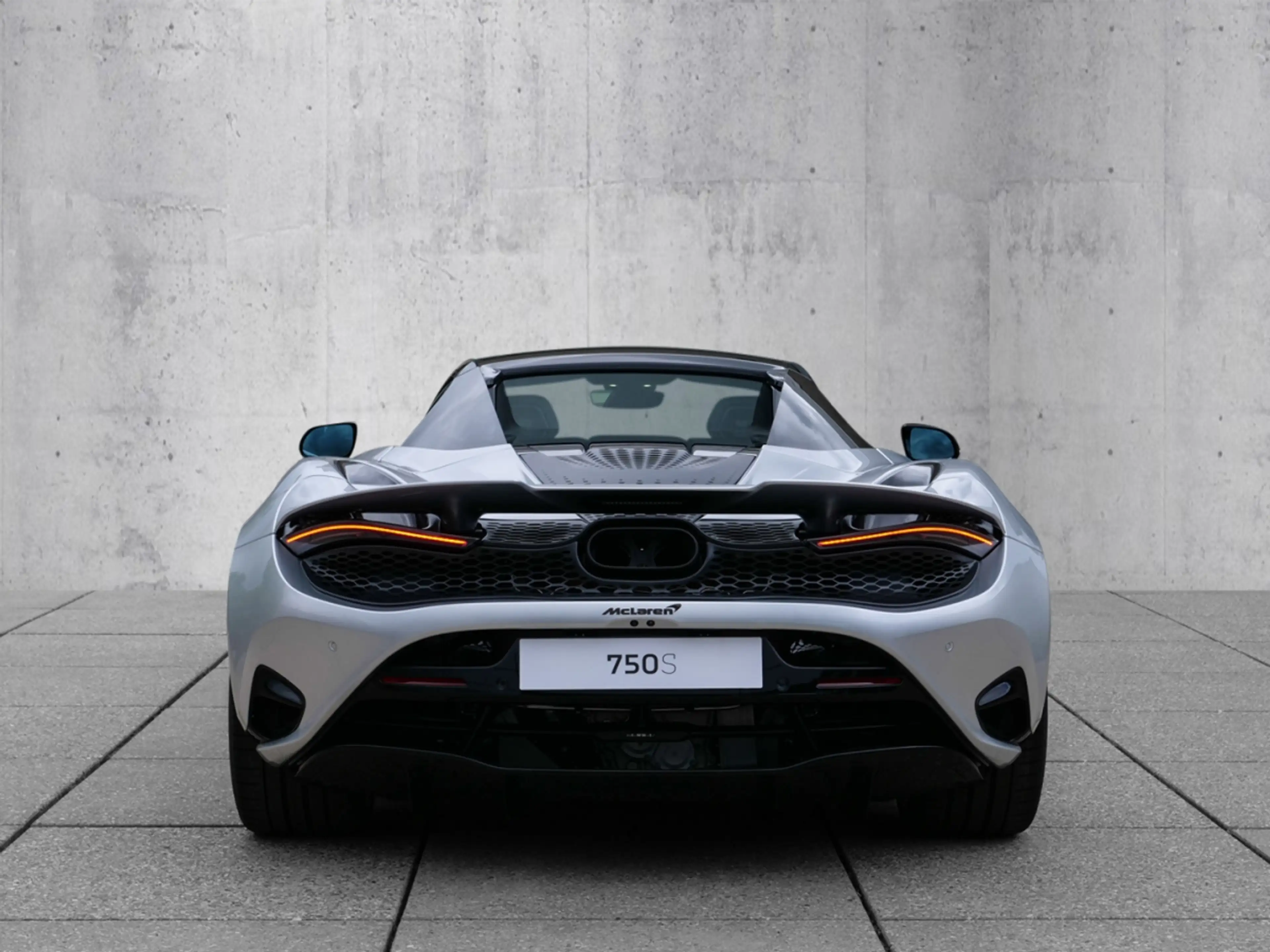 McLaren 750S Spider Carbon, Black Pack, B&W Sound — photo 13