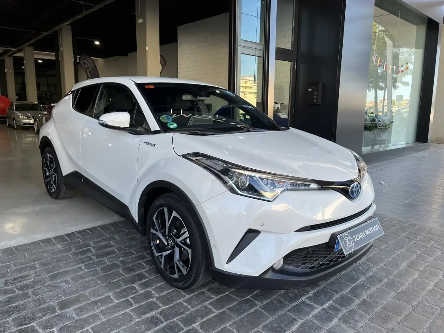 Toyota C-HR 125H Active Blanco - 2