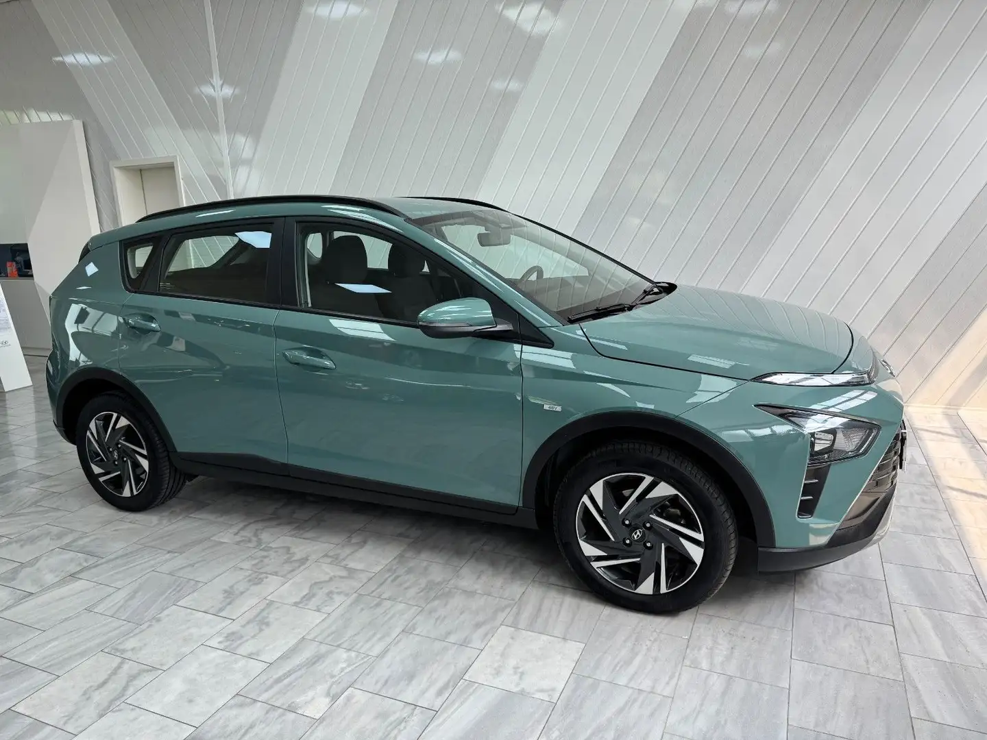 Hyundai BAYON 1.0 Trend DCT Kamera Garantie 8x bereift Зелений - 1