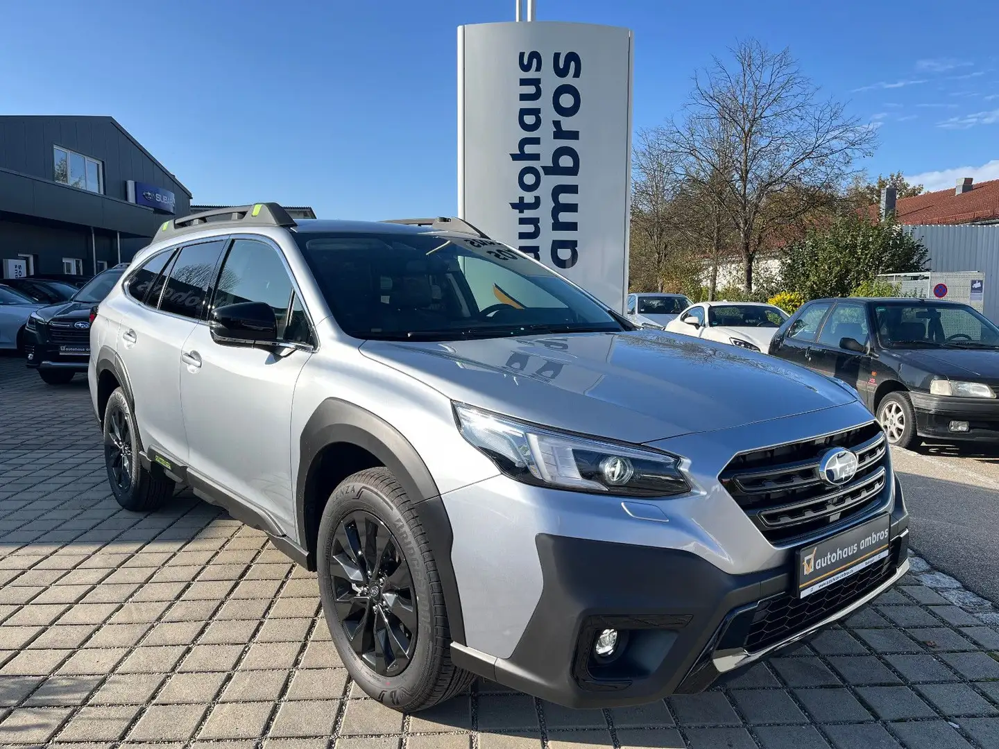 Subaru OUTBACK 2.5i Exclusive Cross*AKTION*AHK*Stdheiz* Stříbrná - 2