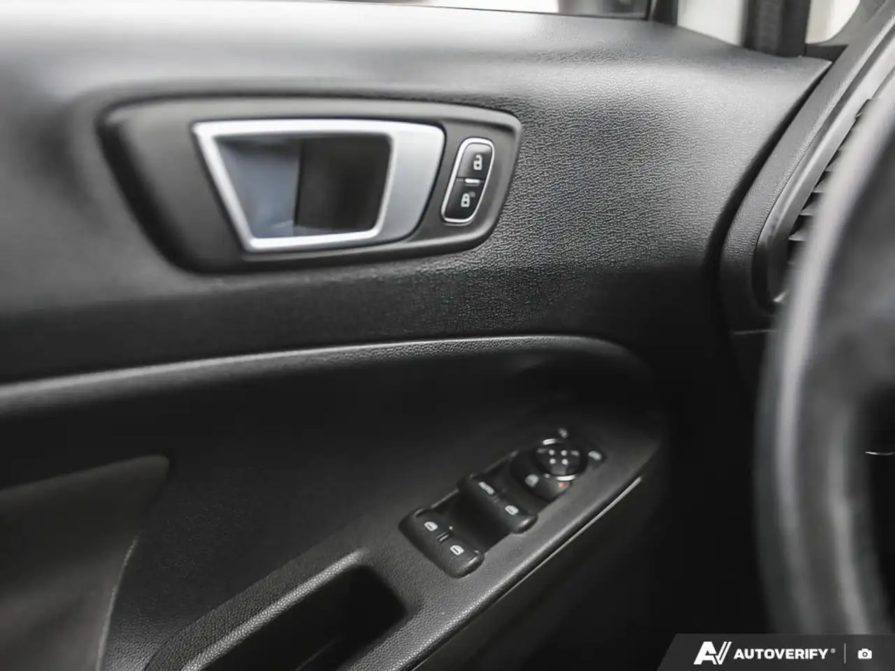 Ford EcoSport снимка Ford EcoSport