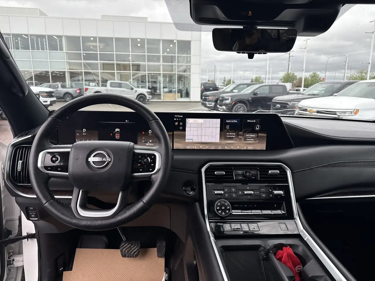 Nissan Armada снимка Nissan Armada