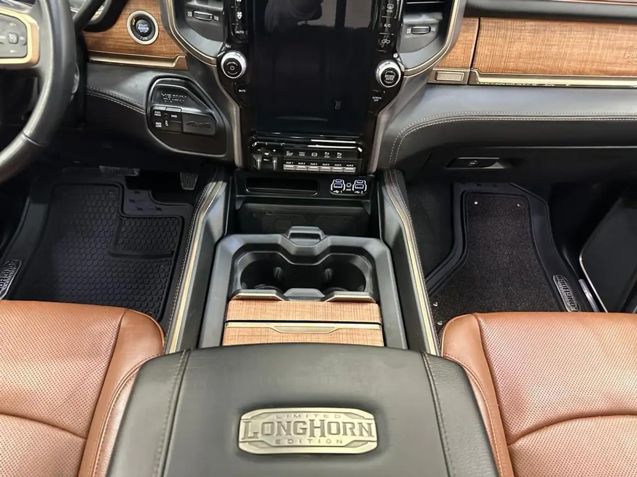 RAM 3500 photo RAM 3500