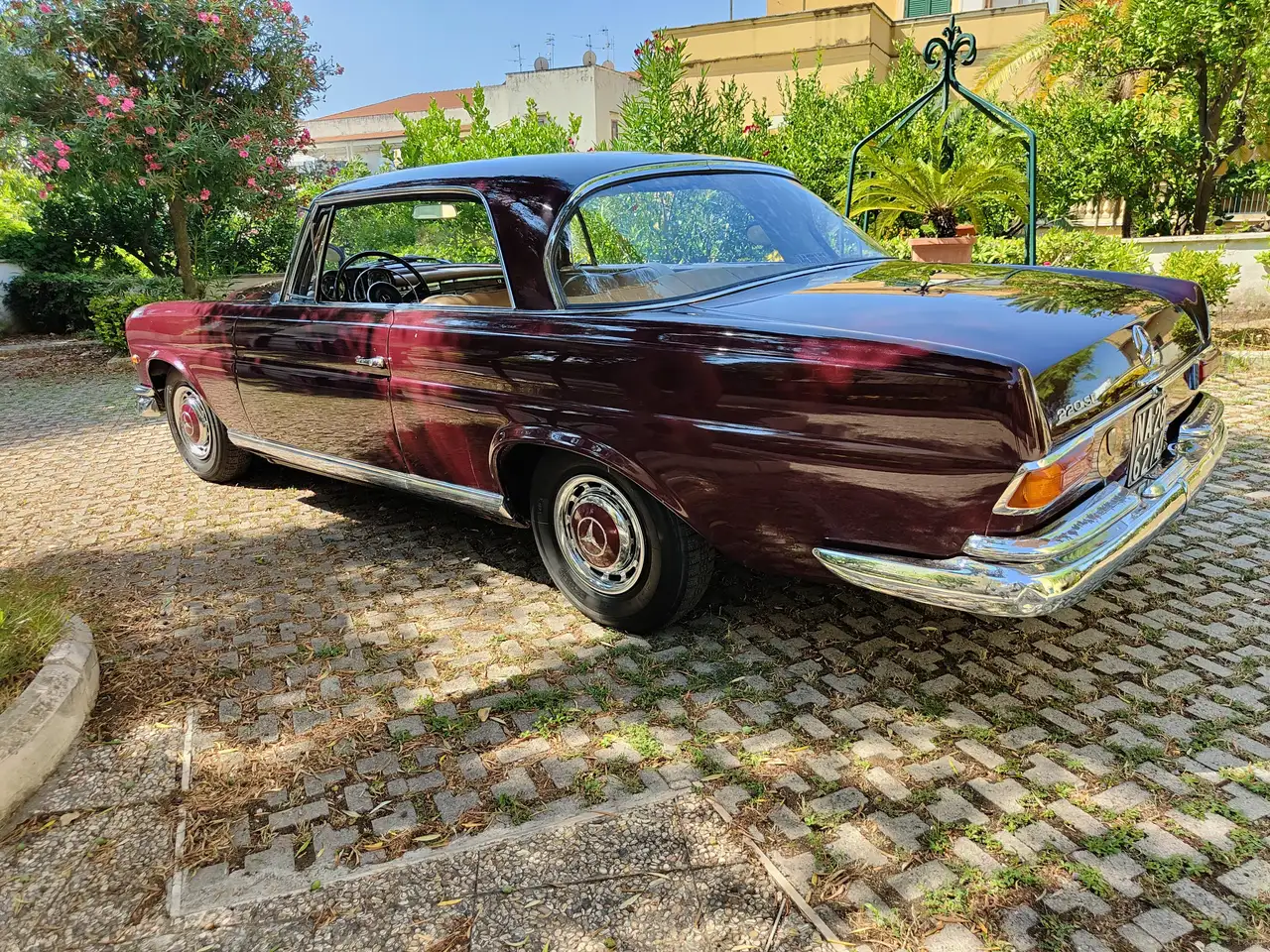 Mercedes-Benz 220 SE COUPE', foto 1