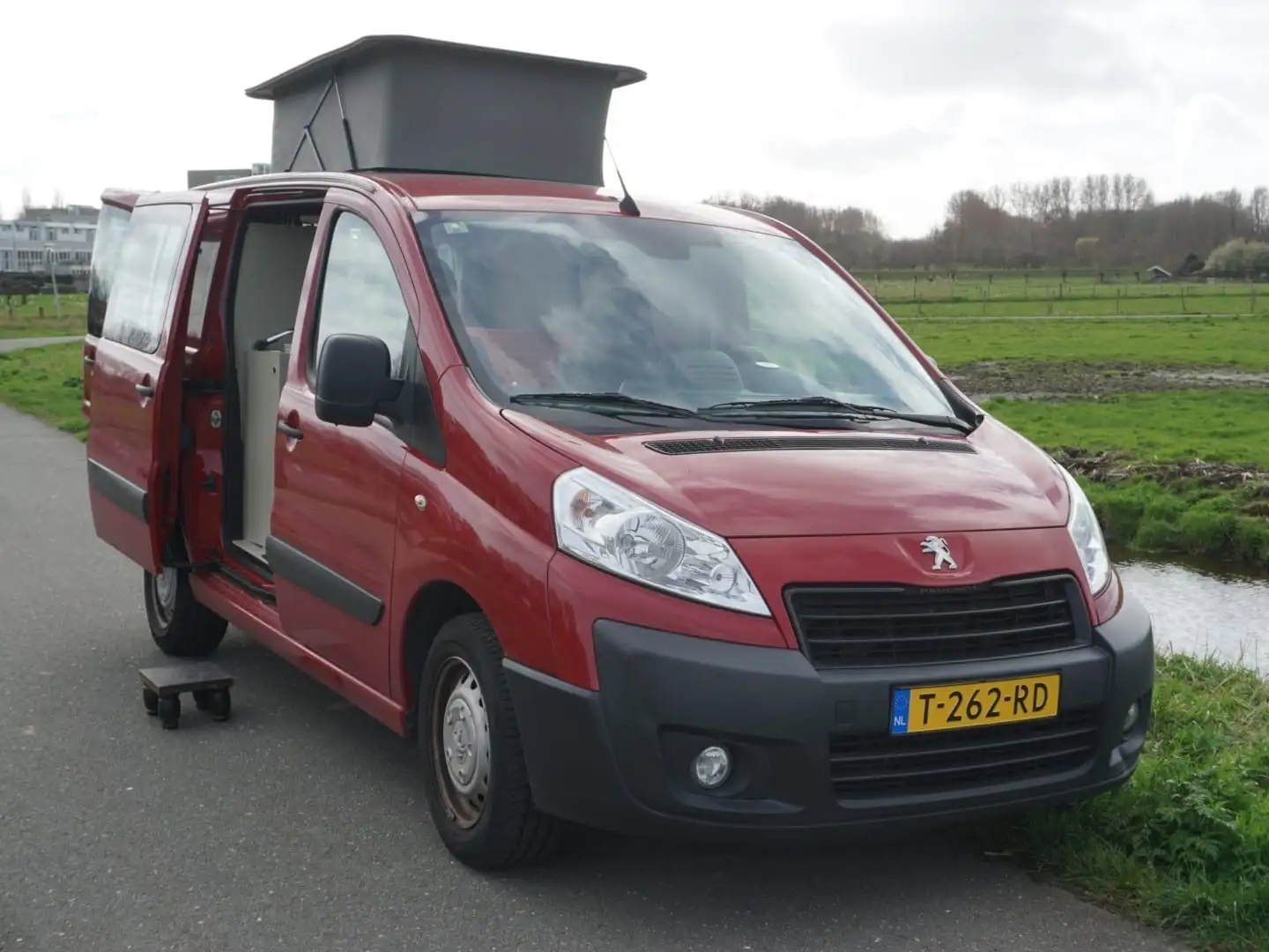 Peugeot Expert Camper Czerwony - 1