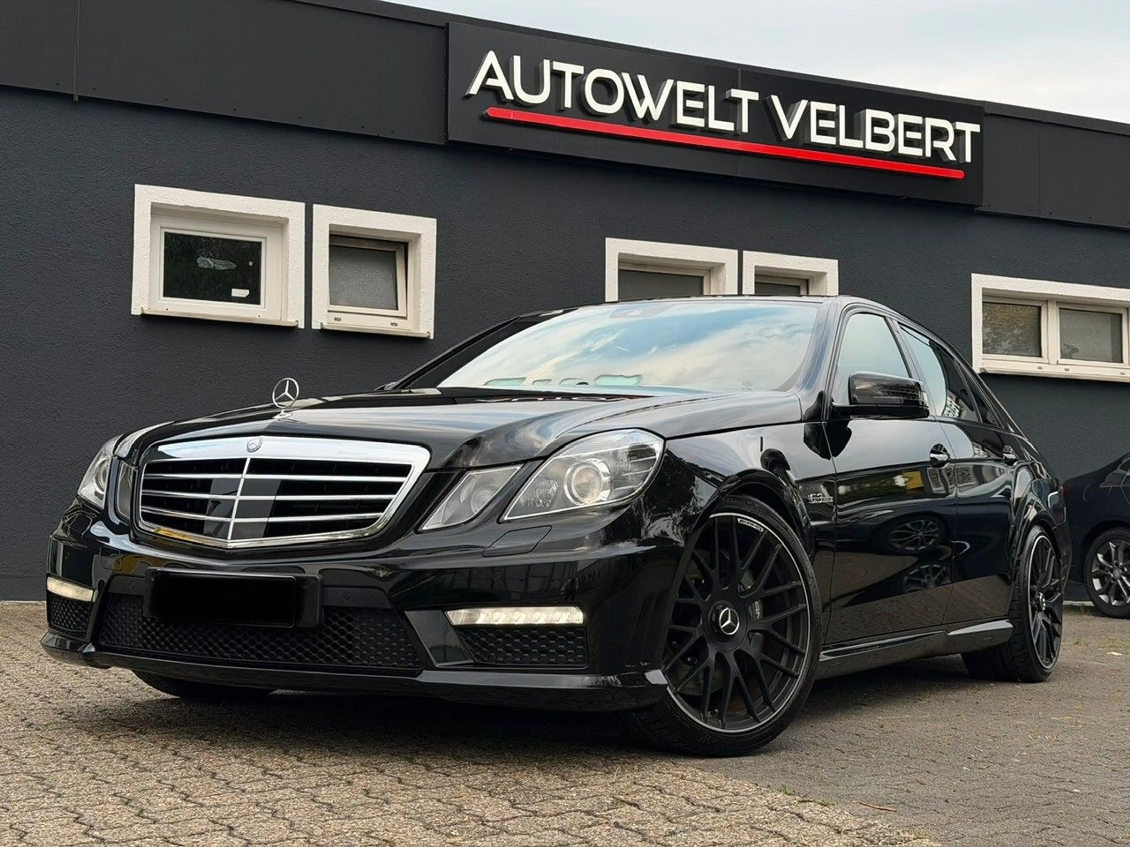 Mercedes-Benz E 63 AMG DIST/MASSAGE/HK/MEMRY/SHZ/STBL