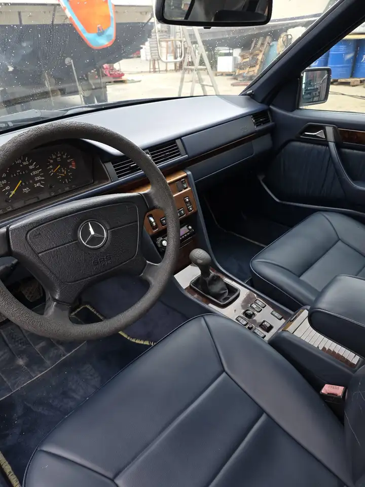 Mercedes-Benz E 200 Cabrio, foto 12