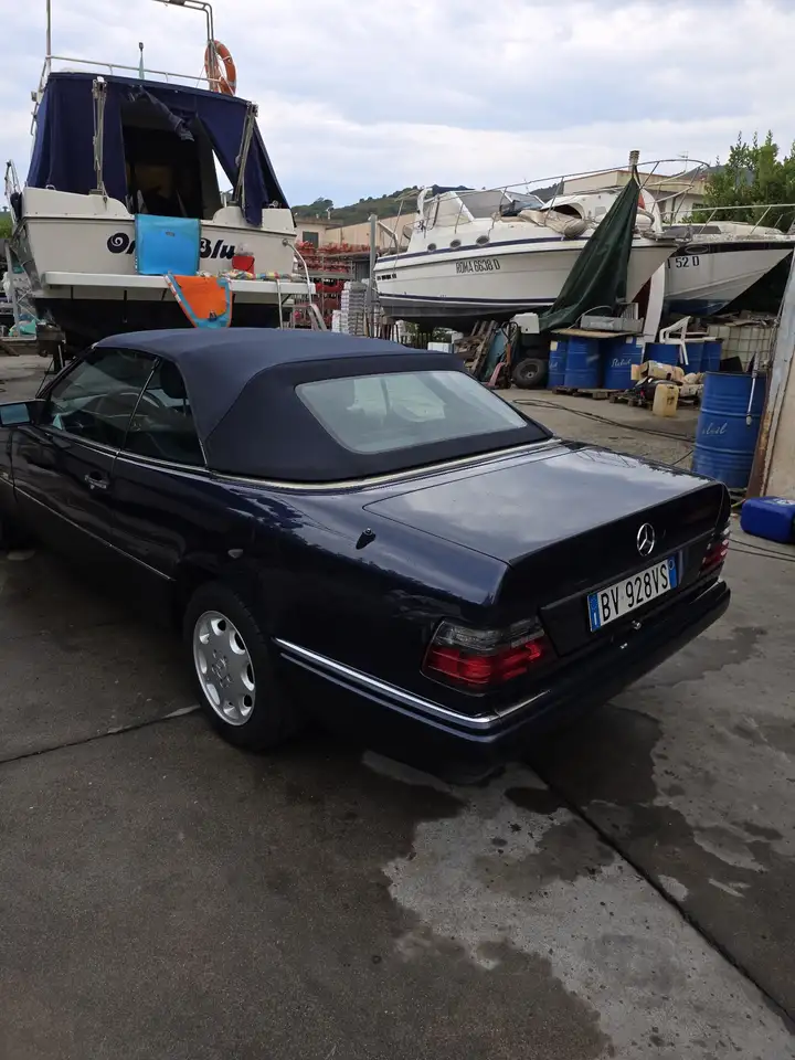 Mercedes-Benz E 200 Cabrio, foto 2