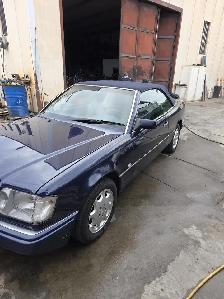 Mercedes-Benz E 200 Cabrio, foto 3