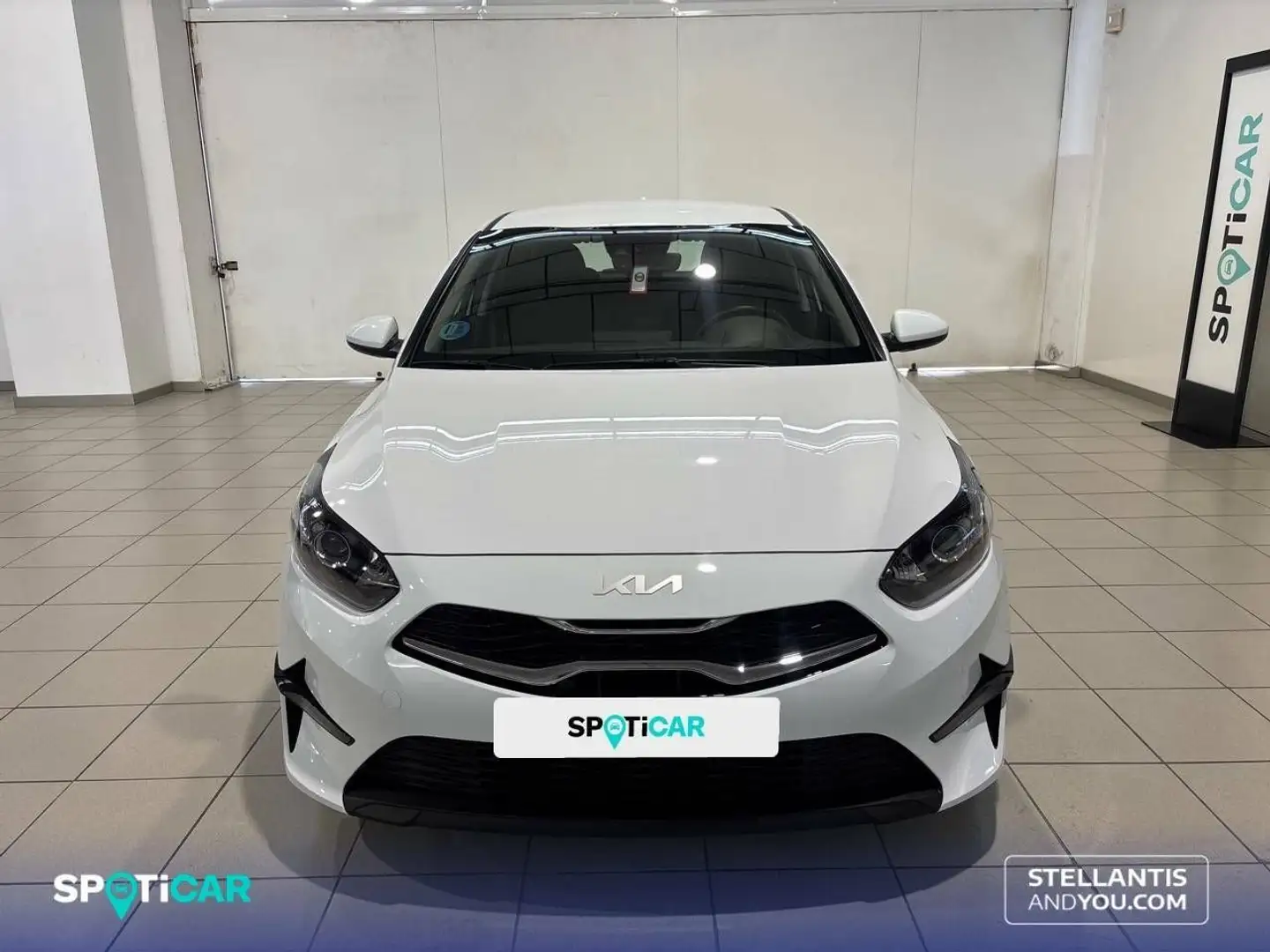 Kia 1.6 MHEV iMT 100kW (136CV) Drive Blanco - 2