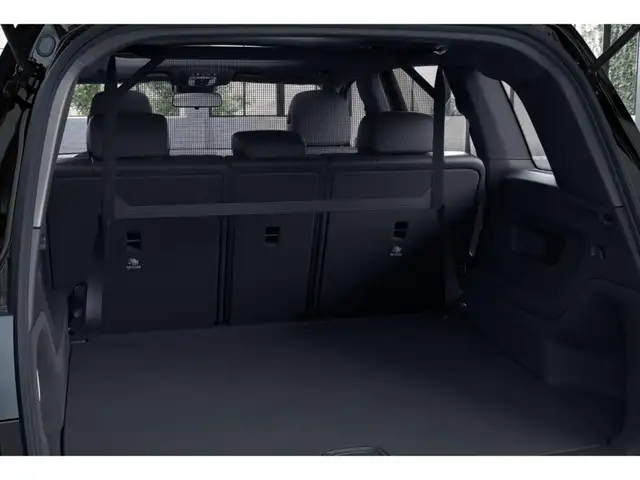 Mercedes-Benz GLB view 11