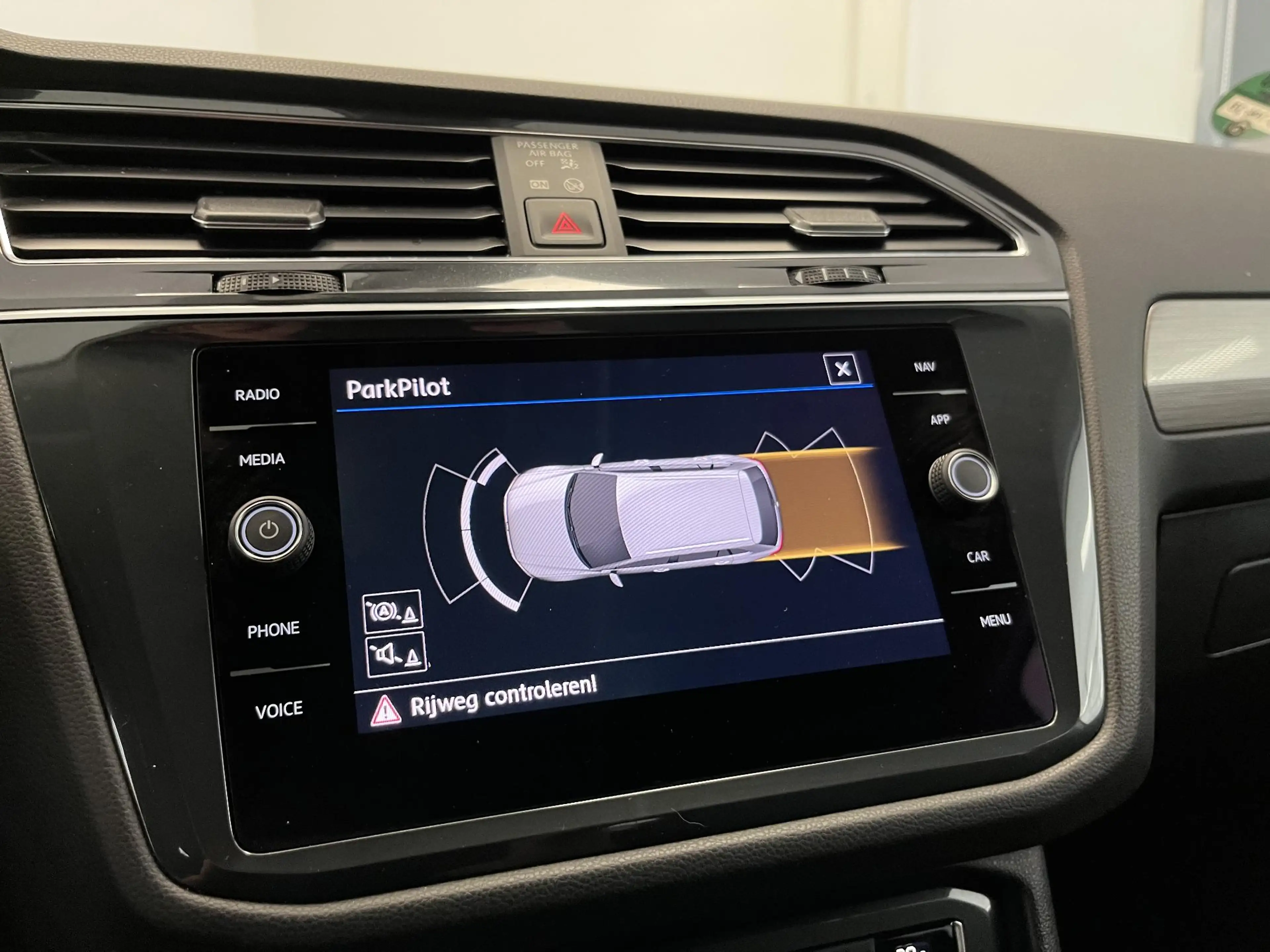Volkswagen Tiguan Allspace 1.5 TSI Comfortline Business | TREKHAAK | CARPLAY — photo 27