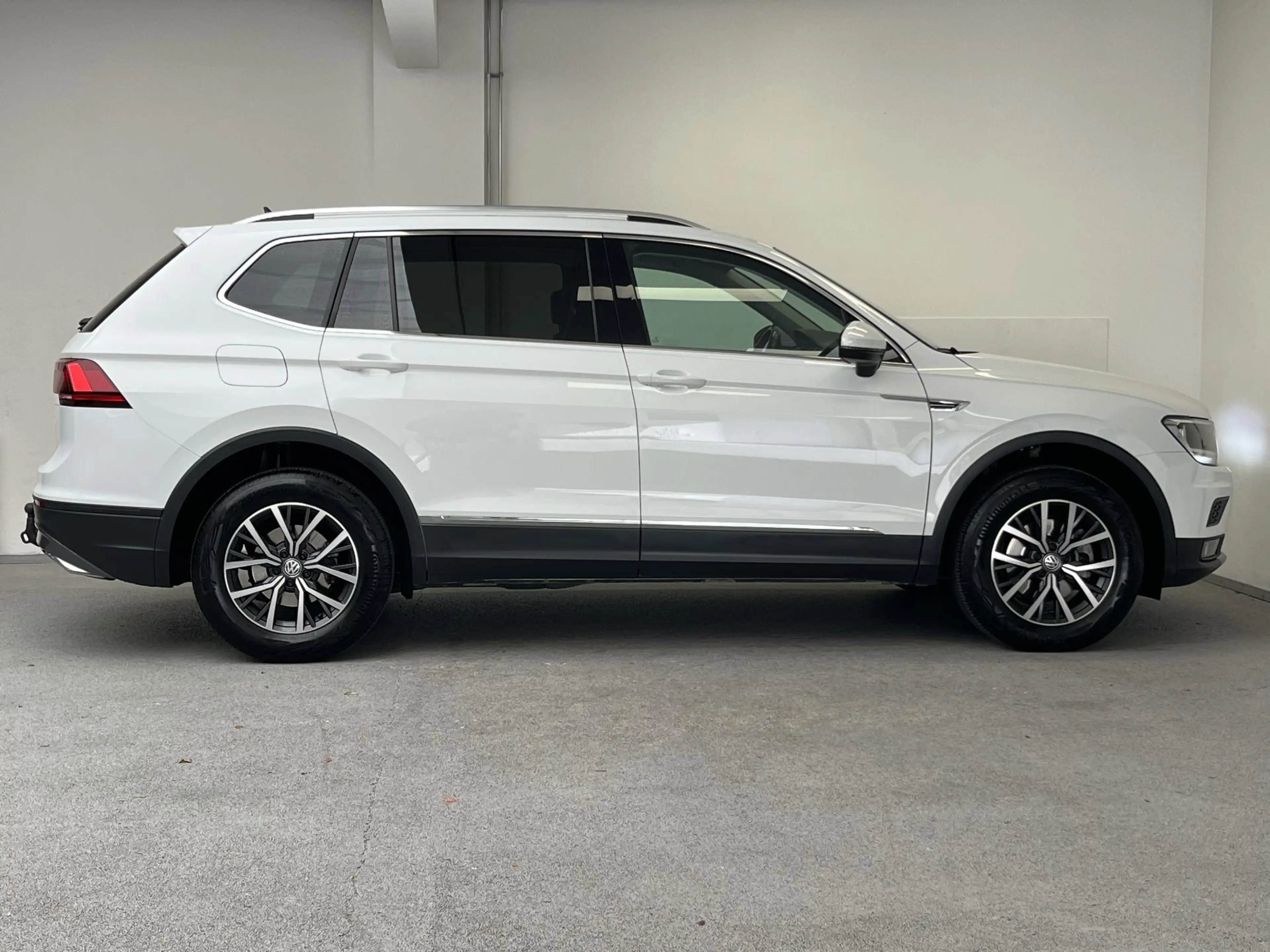 Volkswagen Tiguan Allspace 1.5 TSI Comfortline Business | TREKHAAK | CARPLAY — photo 9