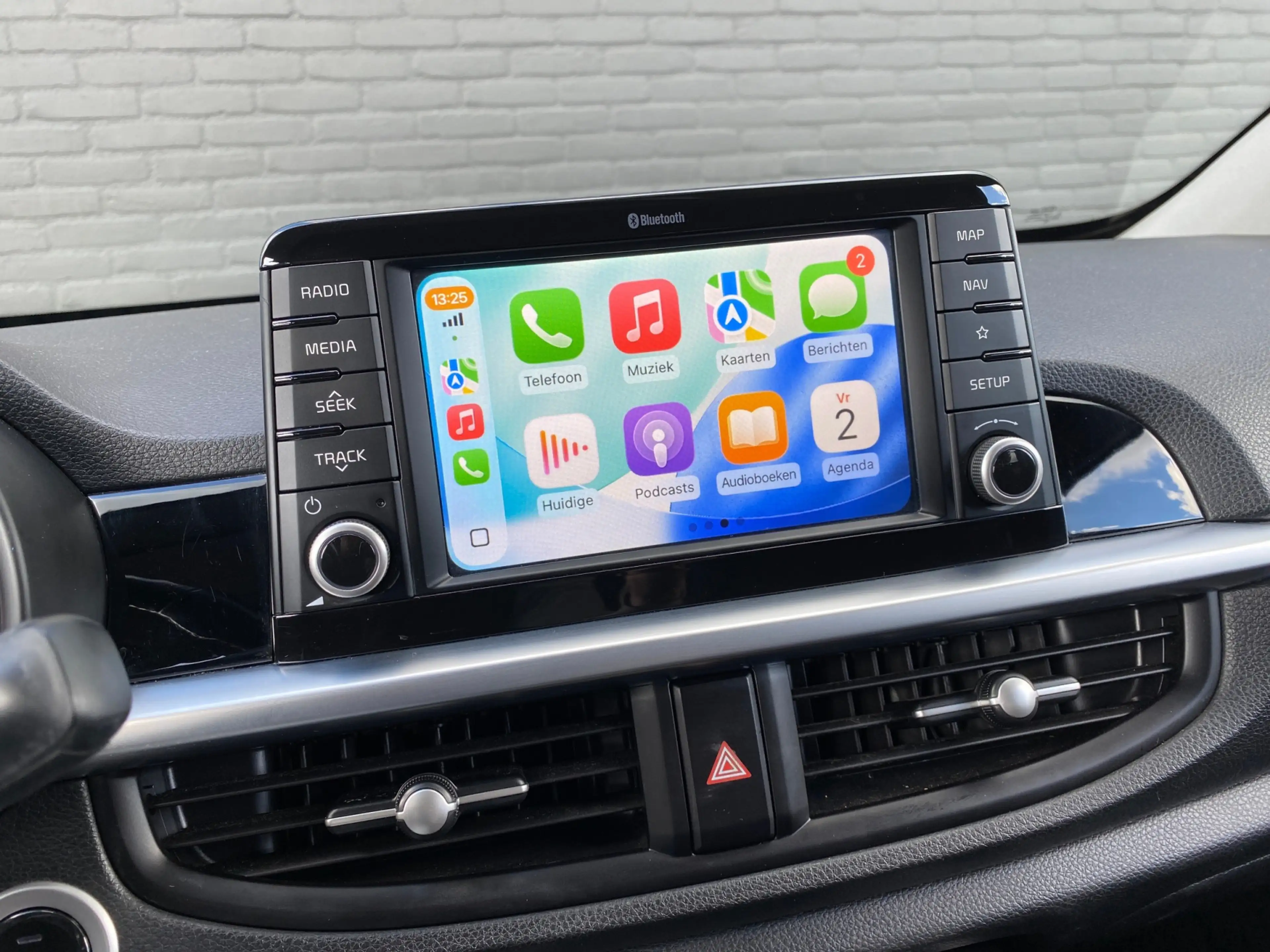 Kia Picanto 1.2 CVVT GT-Line 83 pk | navigatie | leder interie — photo 25