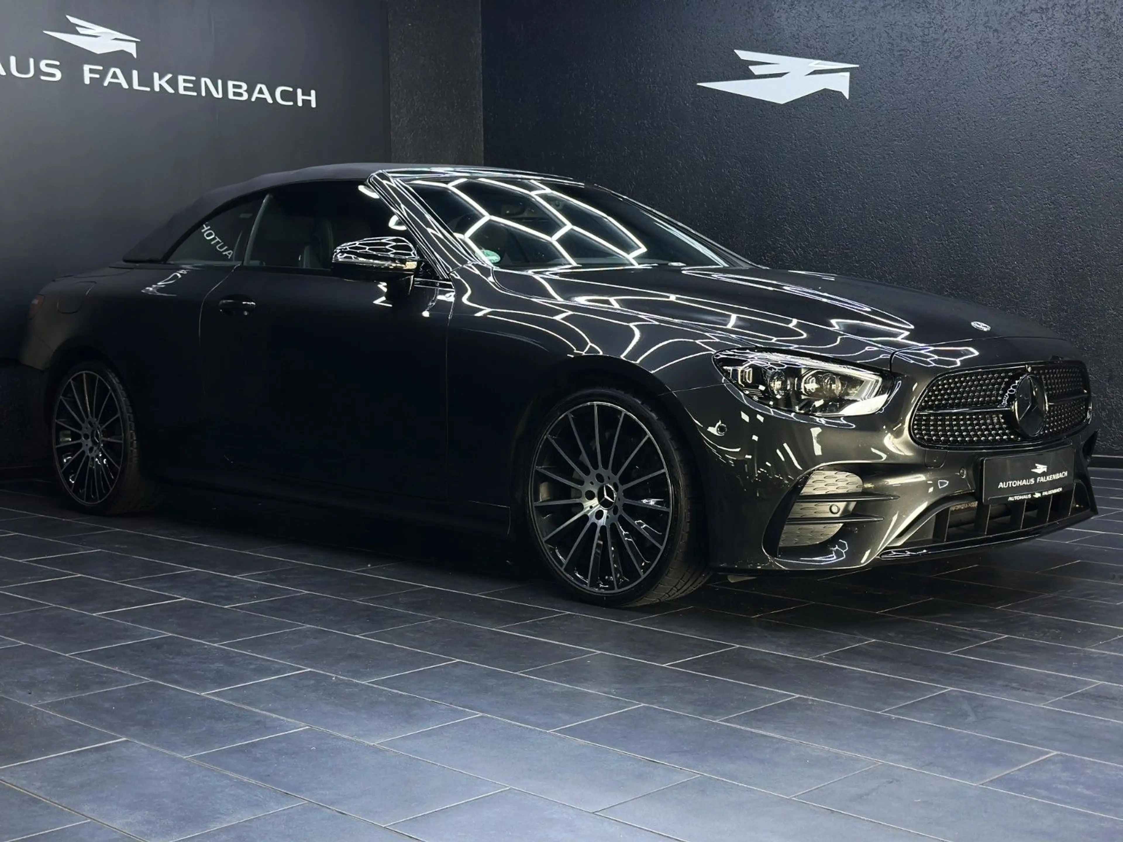 Mercedes-Benz E 220 D*AMG*CABRIO*DIGITAL*360*BURMEST*20"* — photo 13