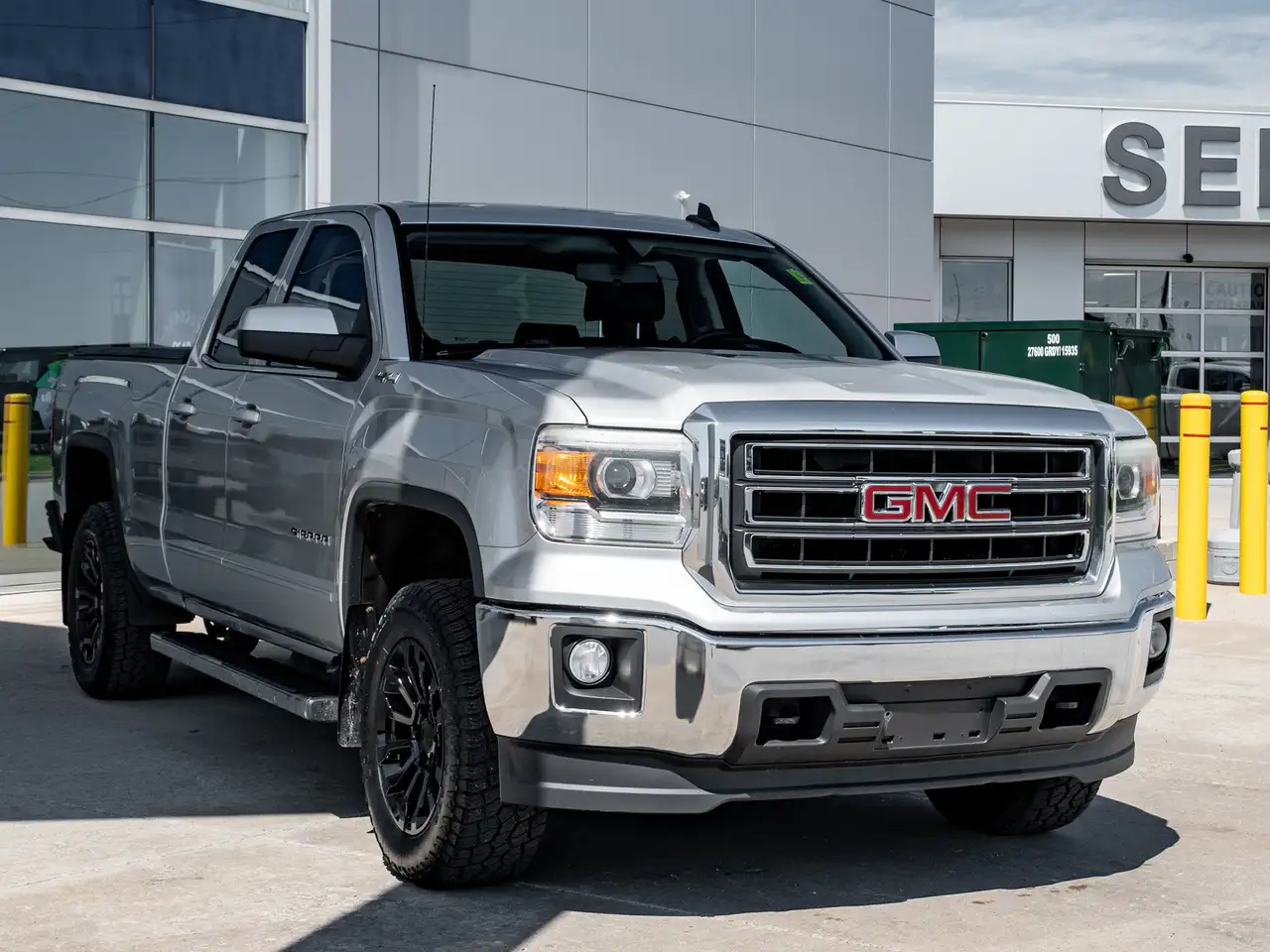 GMC Sierra 1500 снимка GMC Sierra 1500