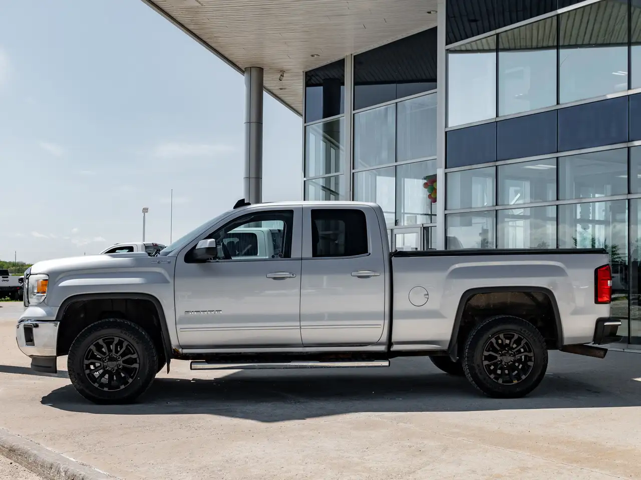 GMC Sierra 1500 снимка GMC Sierra 1500
