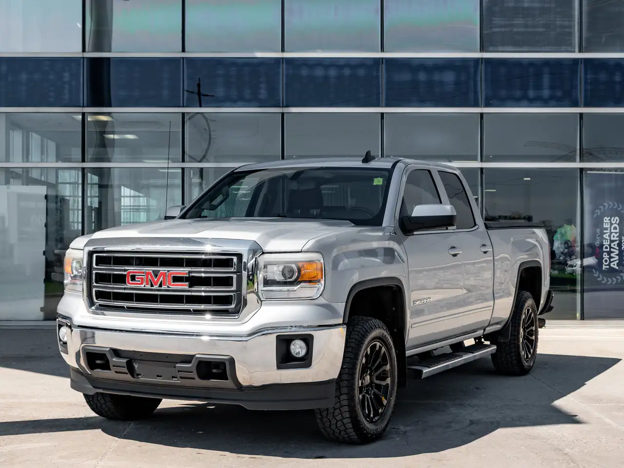 GMC Sierra 1500 снимка GMC Sierra 1500