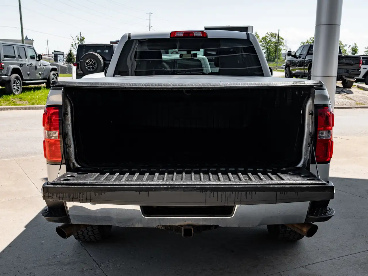 GMC Sierra 1500 снимка GMC Sierra 1500