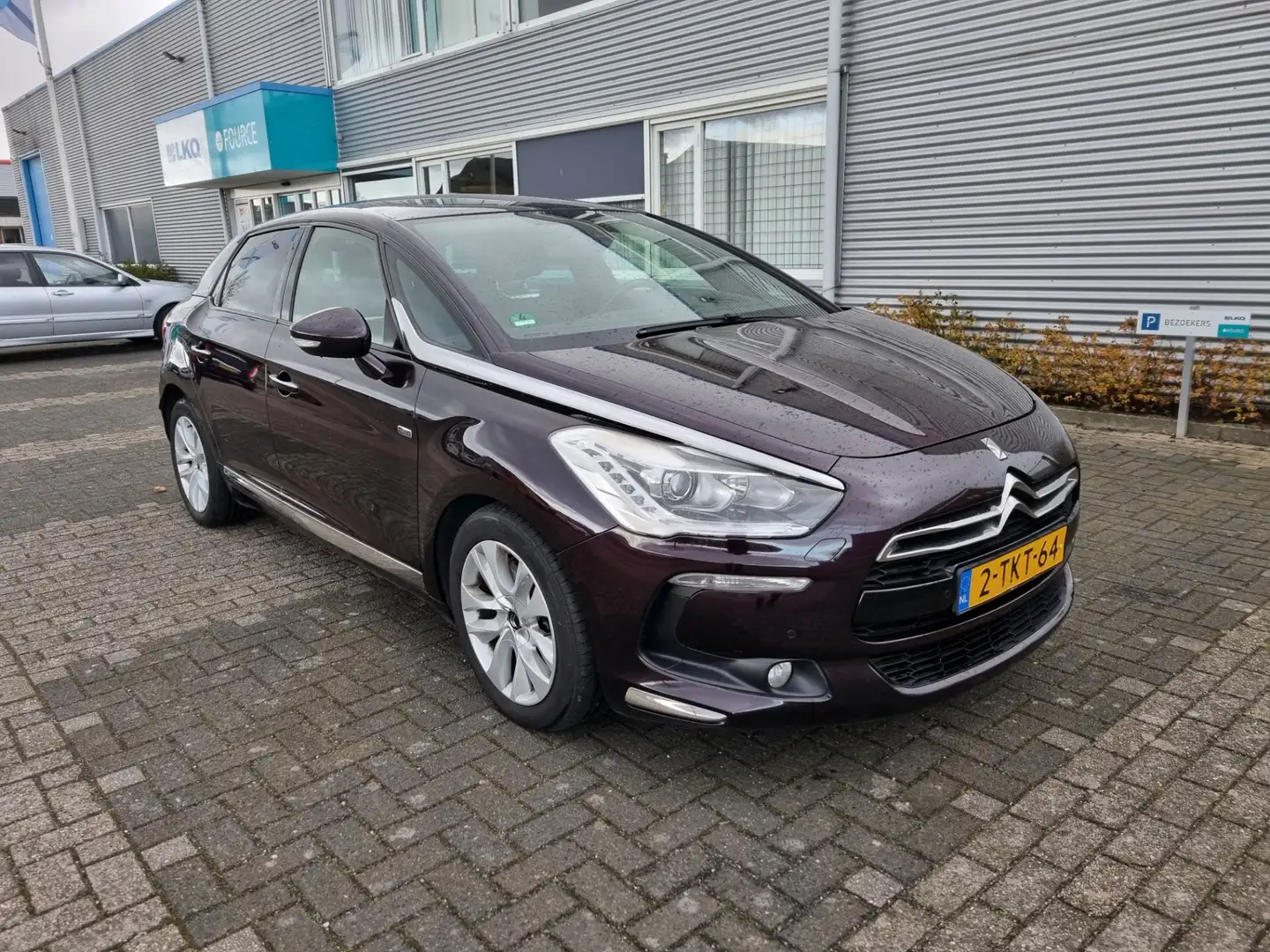 Citroen DS5 2.0 Hybrid4 Business Optimum Automaat NAV.+ Clima Burdeos - 2