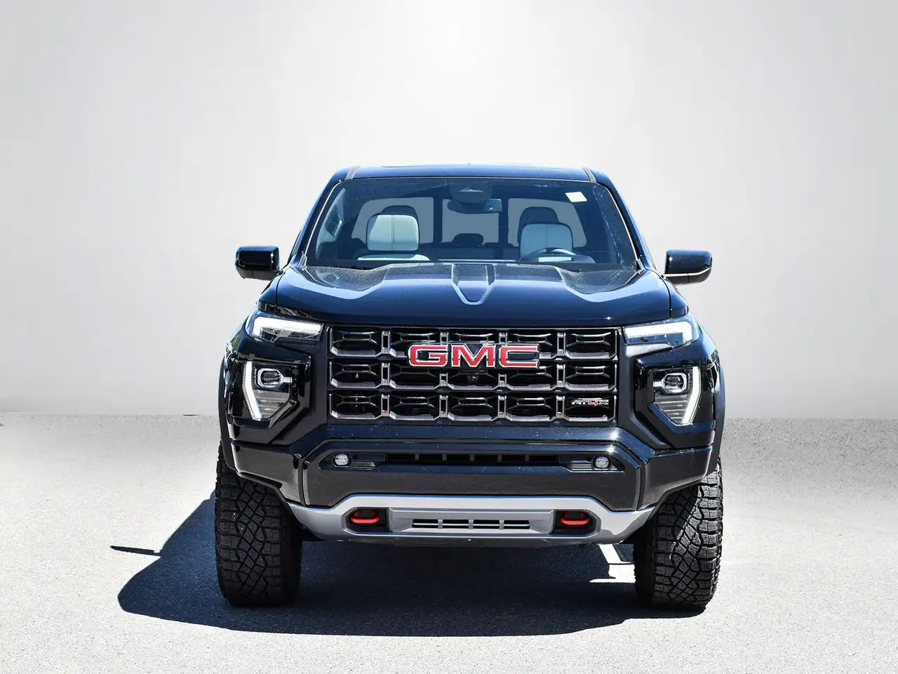 GMC Canyon снимка GMC Canyon