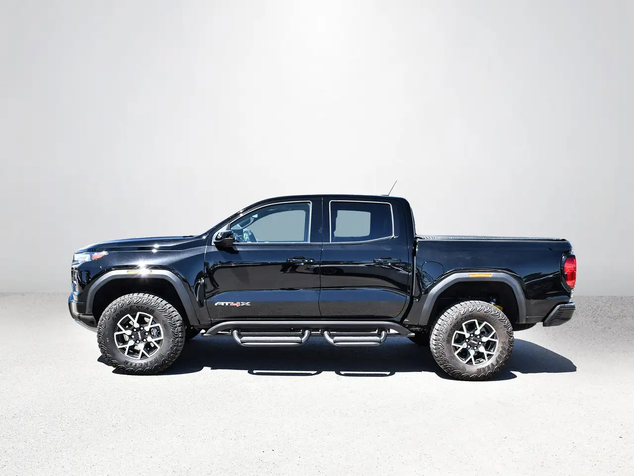 GMC Canyon снимка GMC Canyon