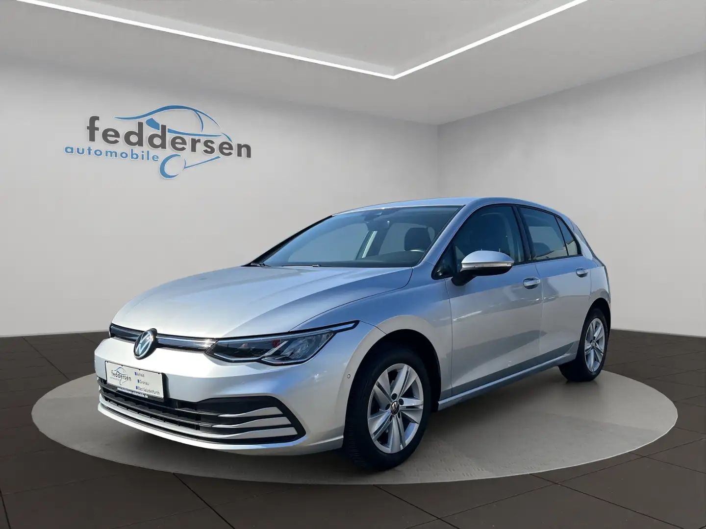 Volkswagen Golf VIII Life 1.5 TSI ACC Navi DAB+ Sitzheizung Stand Silber - 2