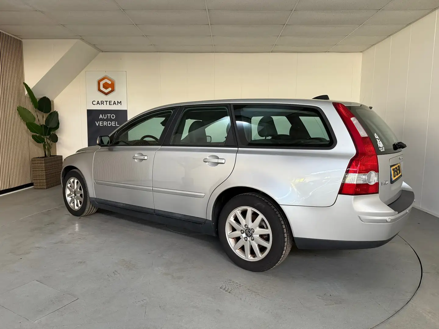 Volvo V50 1.8 Edition II Airco, LMV Grau - 2