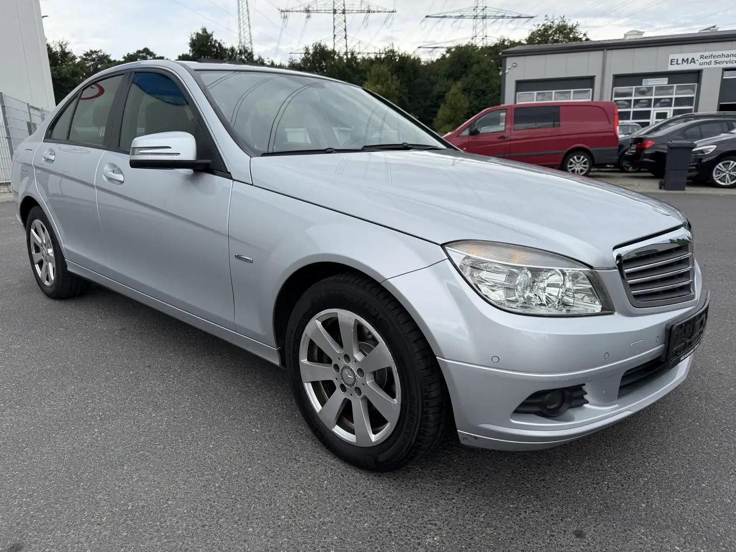 Mercedes-Benz C 180 C 180 CGI BlueEfficiency (Tüv 05/2027 Grau - 2