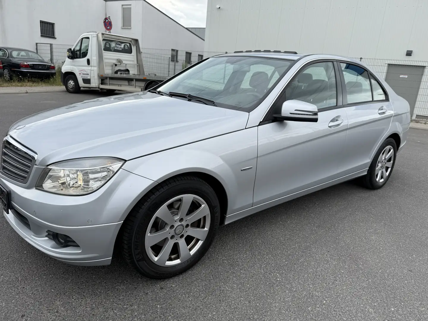 Mercedes-Benz C 180 C 180 CGI BlueEfficiency (Tüv 05/2027 Grau - 1