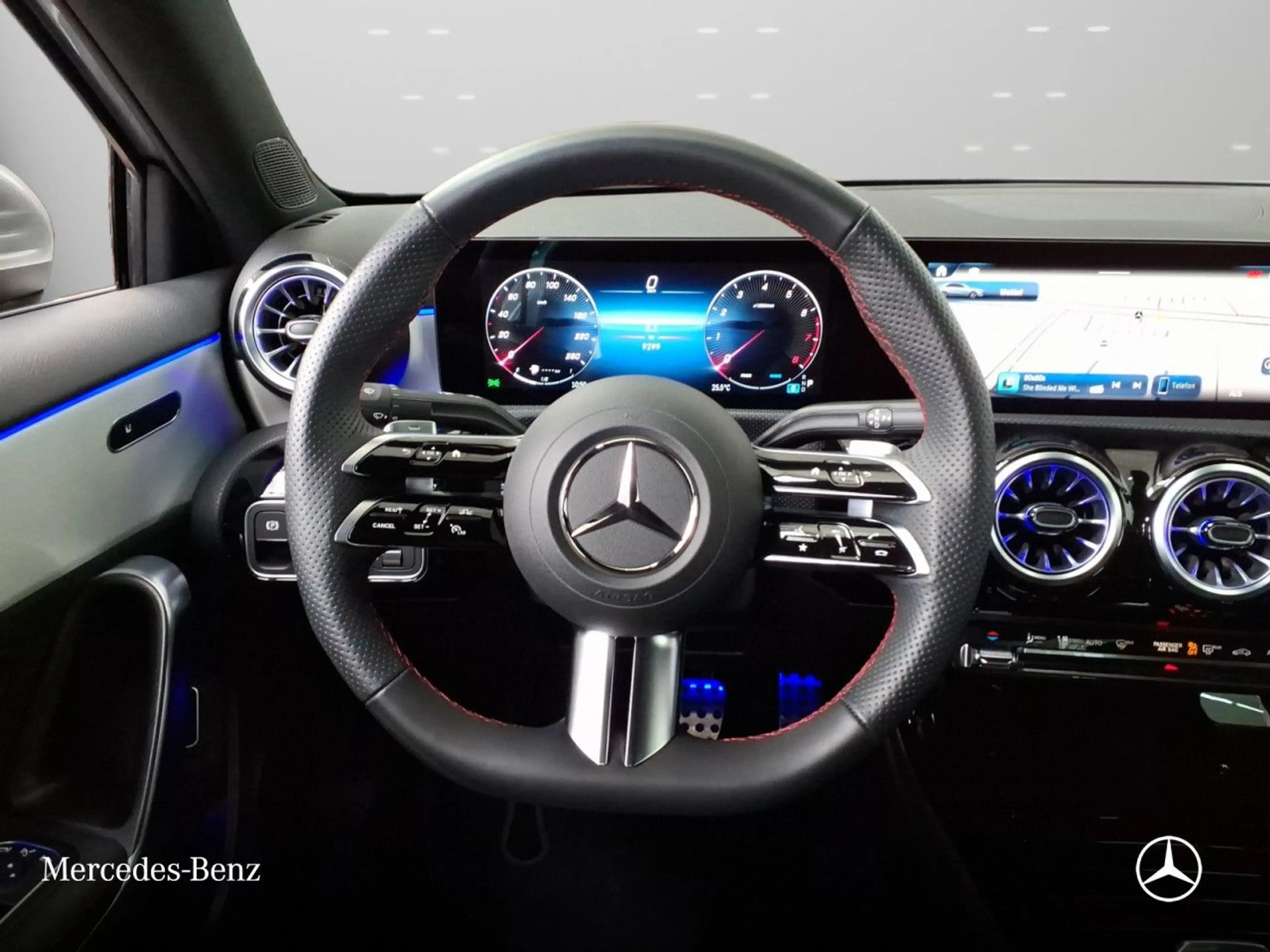 Mercedes-Benz A 200 Lim AMG+PANO+LED+STHZG+KAMERA+TOTW+KEYLESS — photo 13