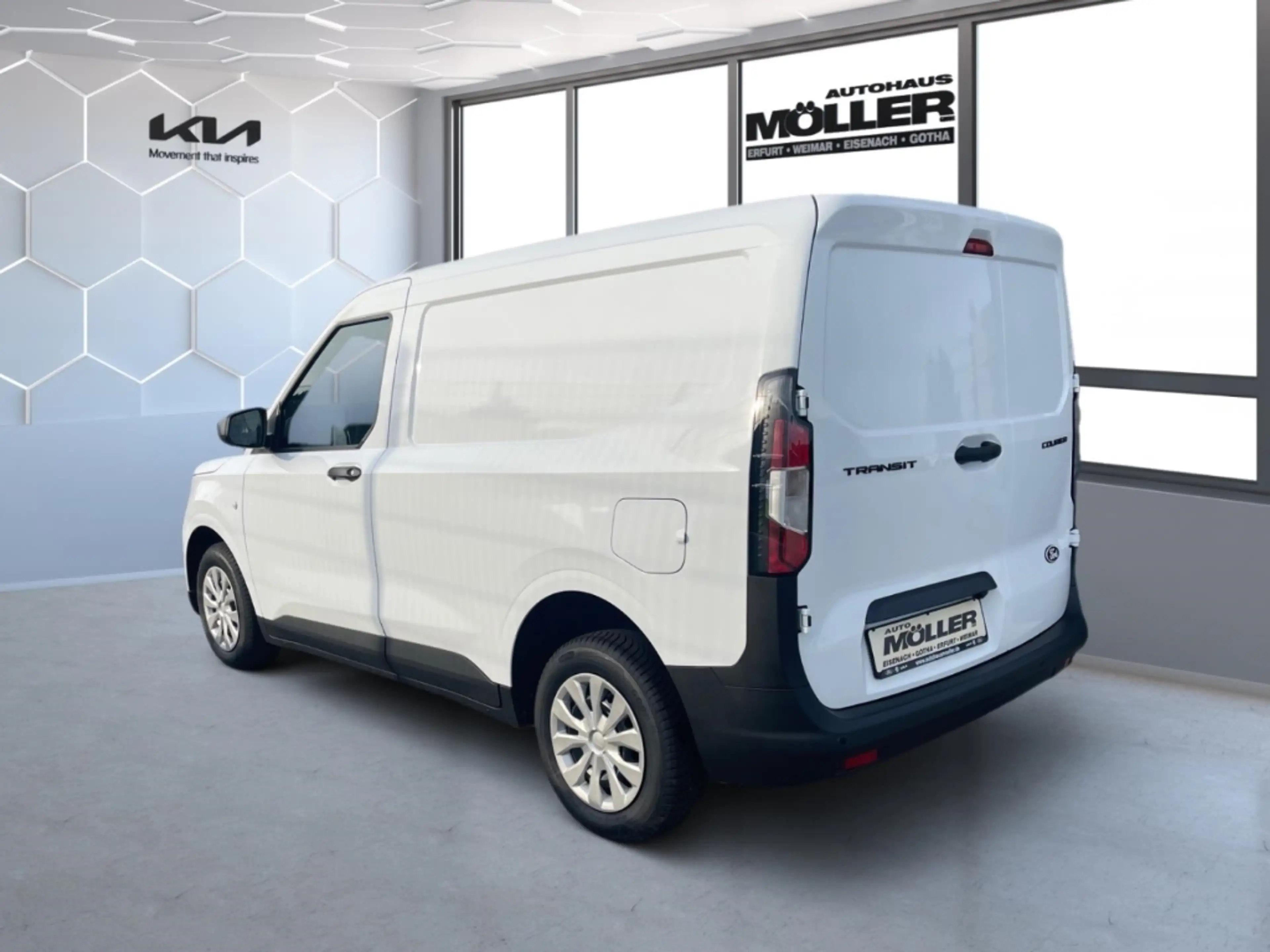 Ford Transit Courier 1.0T Trend VAN Winter2 Fahrerass2 Ladungssicherung — photo 4