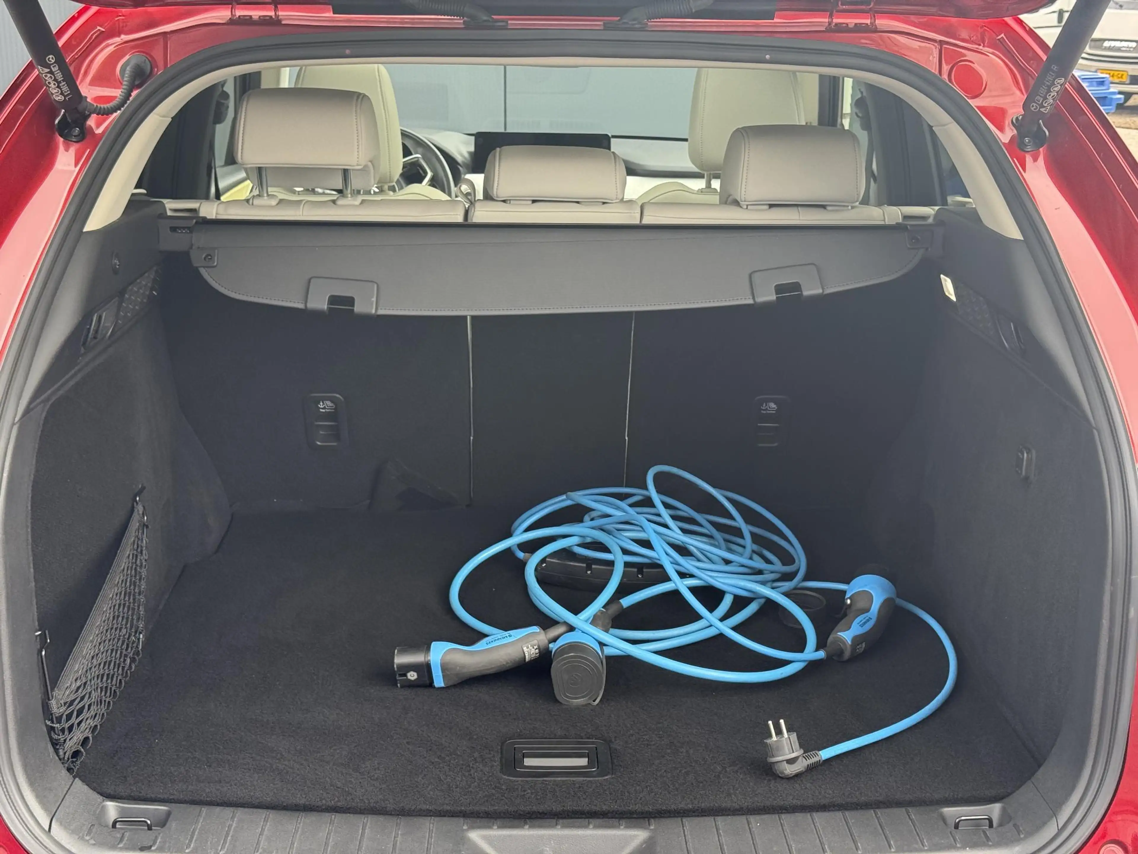 Mazda CX-60 2.5 e-SkyActiv PHEV Takumi Pano | Trekhaak | 360 C — photo 13