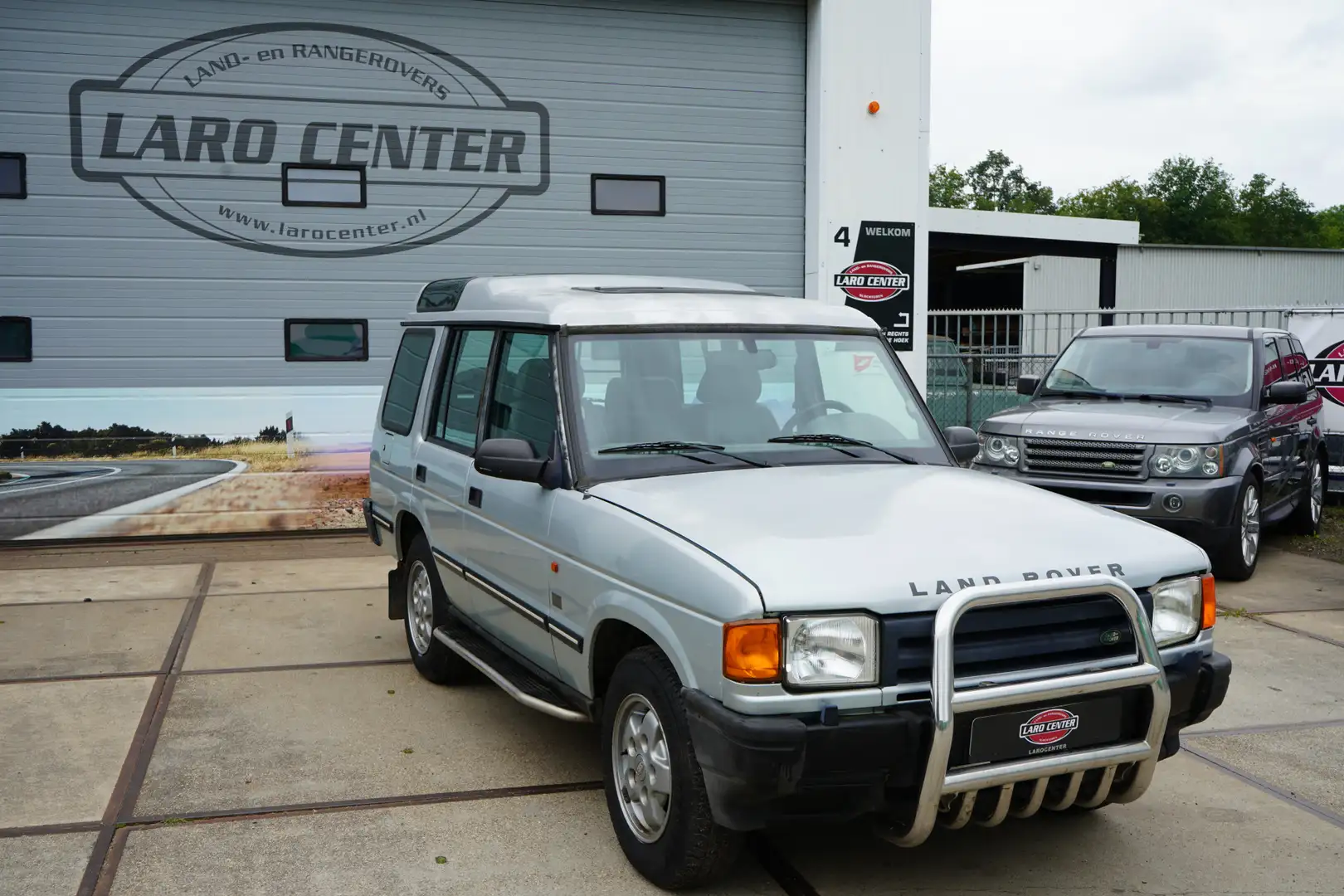 Land Rover Discovery 300 tdi ES 9900 ex btw Silber - 1