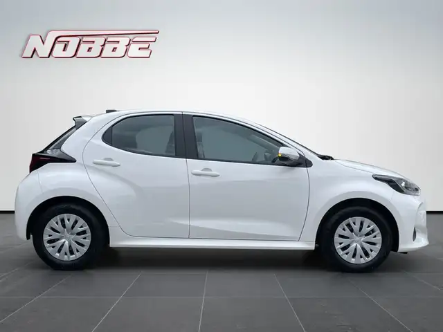 Toyota Yaris view 6