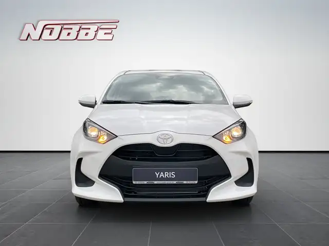 Toyota Yaris view 8