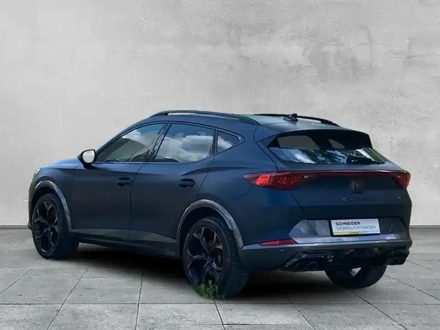 Cupra Formentor view 3