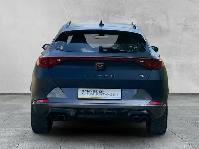 Cupra Formentor view 4