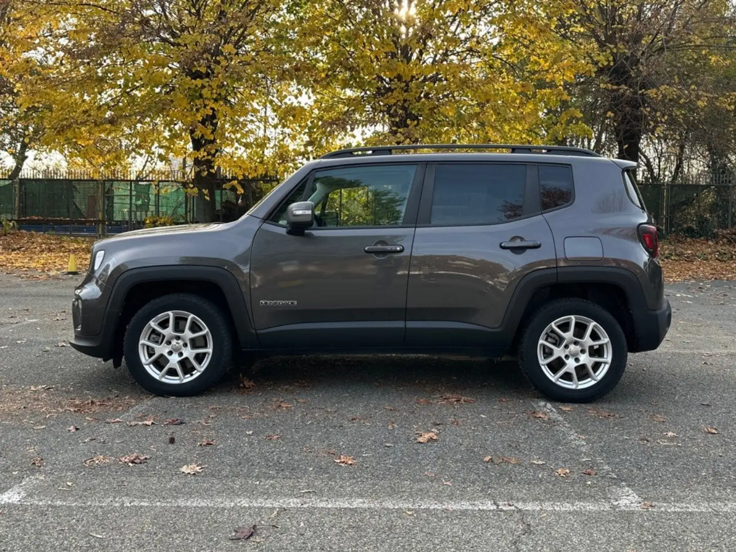 Jeep Renegade 1.3 T4 PHEV 190cv Limited 4xe Auto Gris - 2