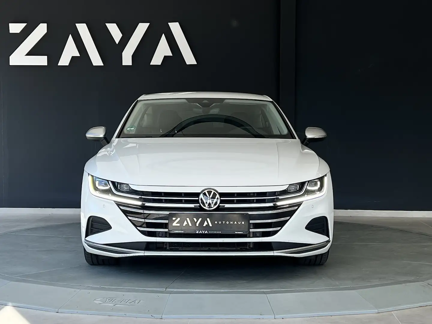 Volkswagen Arteon 2.0 TDI Limousine Elegance*DSG*R-KAMERA* Wit - 2