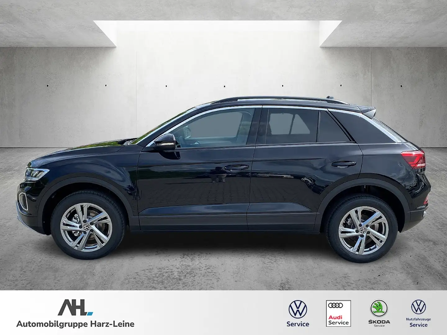 Volkswagen T-Roc 1.5 TSI "Life" DSG/AHK/LED/ACC/RFK/APP-Connect Schwarz - 2