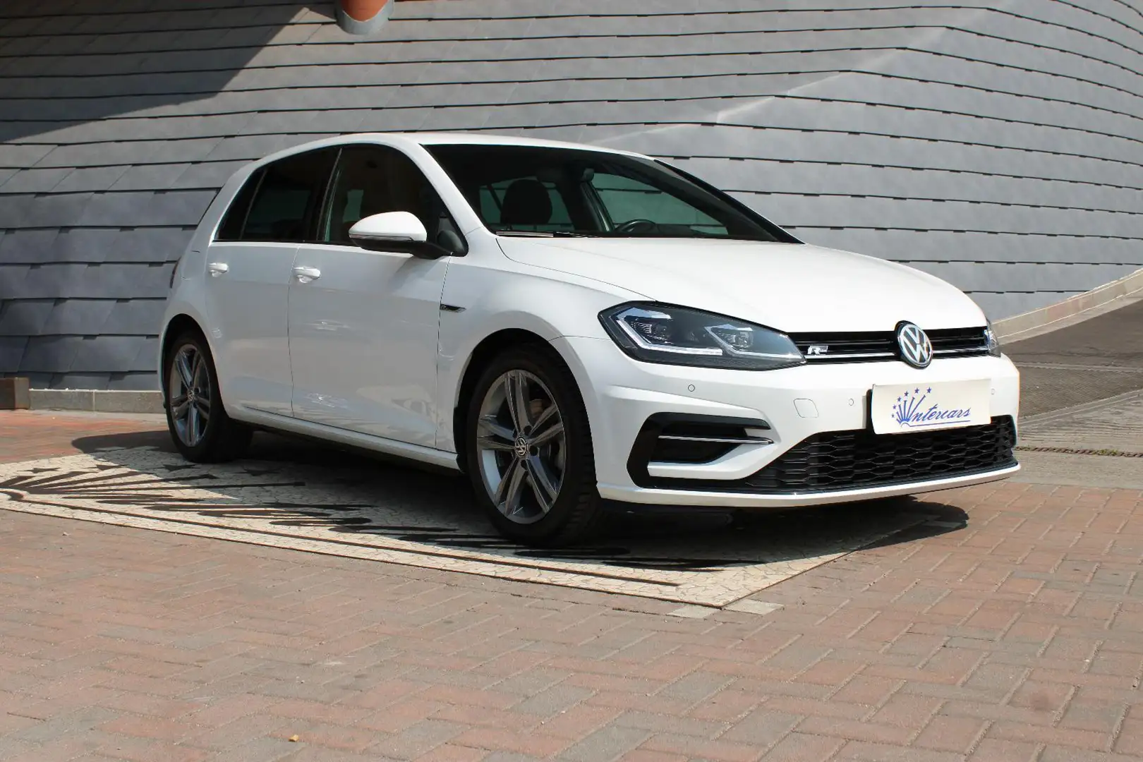 Volkswagen Golf 1.5TSI DSG R-line-LED-VIRTUAL Blanco - 2