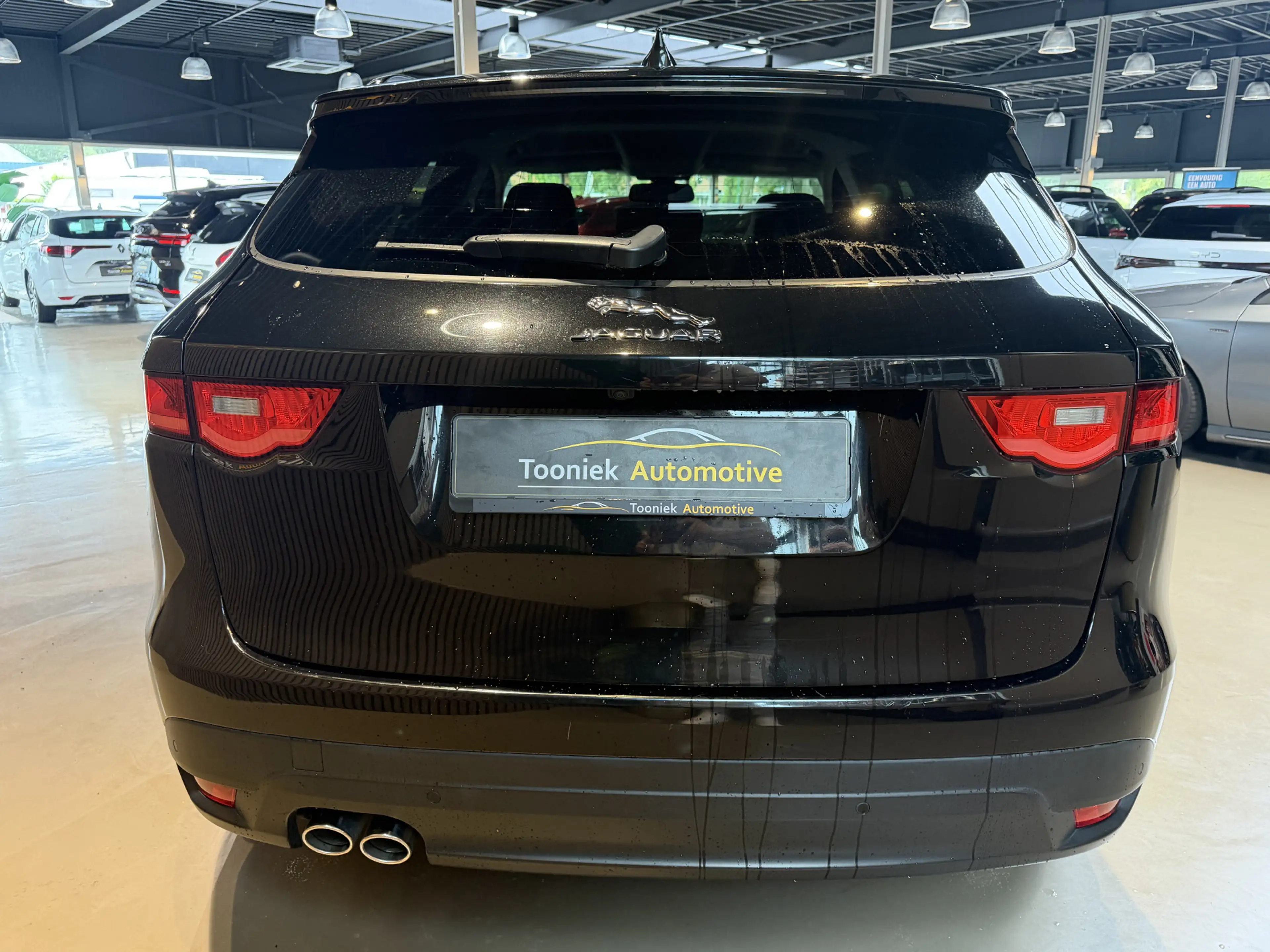 Jaguar F-Pace 2.0 Portfolio AWD 20d — photo 4